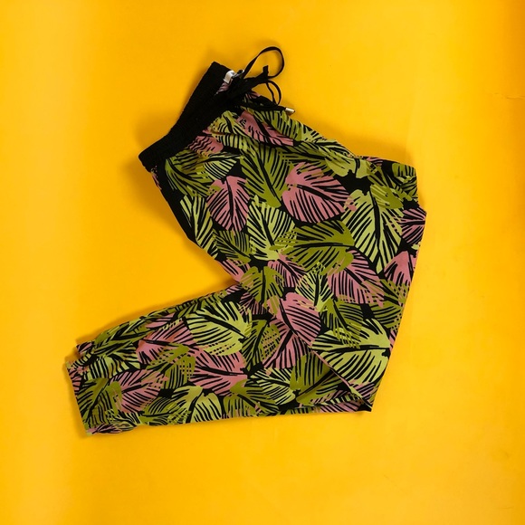 Silky Floral Wavy Drawstring Pants - Pink Green - Picture 2 of 5